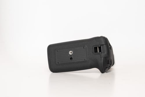 thumbnail-3 for Canon BG-E20 for 5D Mark IV