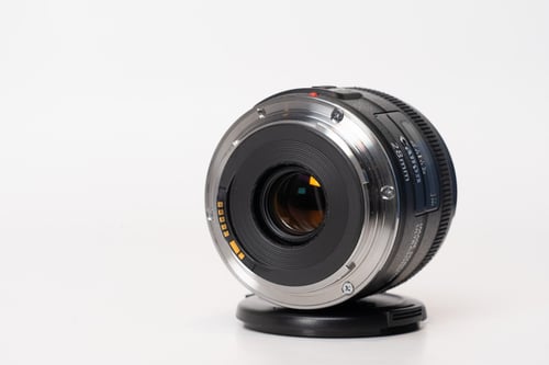 thumbnail-5 for Canon EF 28mm f/2.8 IS USM Lens w/Hood