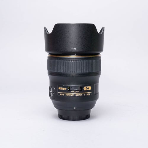 thumbnail-0 for Nikon AF-S 35mm F/1.4 G w/ Hood