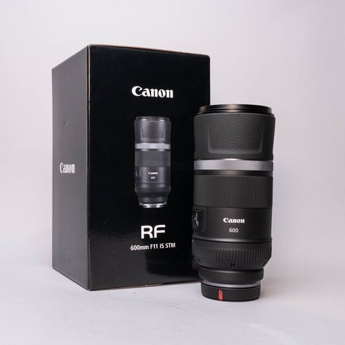 Canon RF 600mm f/11 IS STM Lens w/Original Box