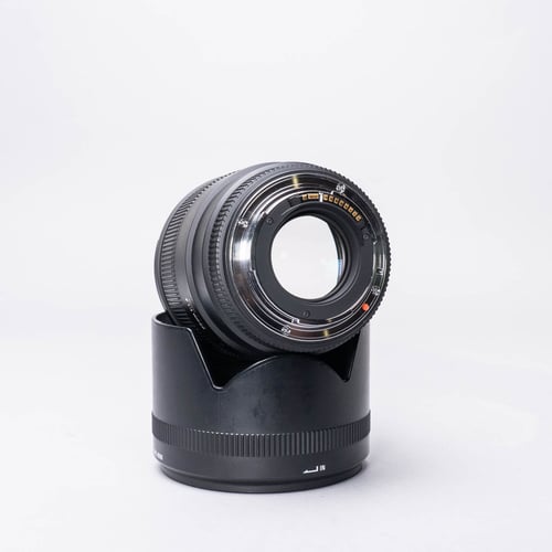 thumbnail-4 for Sigma EX 85mm f/1.4 DG HSM w/Hood for Canon EF