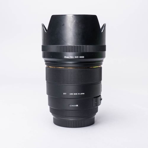 thumbnail-2 for Sigma EX 85mm f/1.4 DG HSM w/Hood for Canon EF