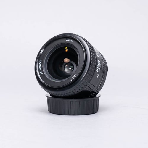 thumbnail-4 for Nikon 28mm F/2.8D Lens w/ HN-2 Hood