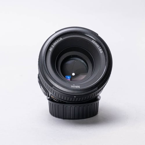 thumbnail-4 for Nikon AF-S 50mm F/1.8 G Lens w/Hood + Original Box