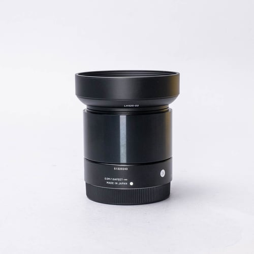 thumbnail-4 for Sigma 60mm F/2.8 DN Lens for Sony E w/Hood + Original Box