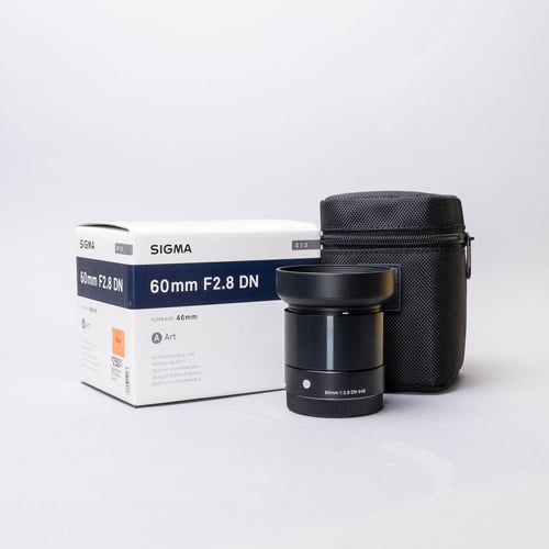 Sigma 60mm F/2.8 DN Lens for Sony E w/Hood + Original Box
