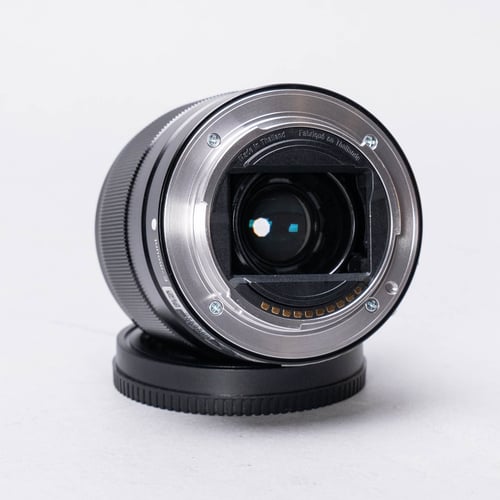 thumbnail-5 for Sony FE 28mm f/2 Lens