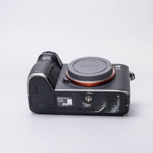 thumbnail-6 for Sony A7 III Body Only **HIGH MILEAGE**