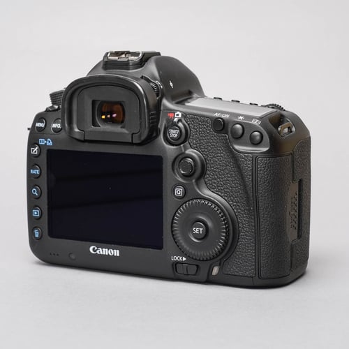 thumbnail-4 for Canon EOS 5D Mark III Body Only