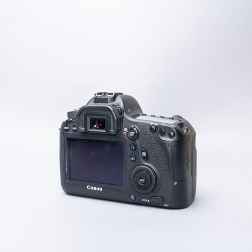 thumbnail-2 for Canon EOS 6D Body Only