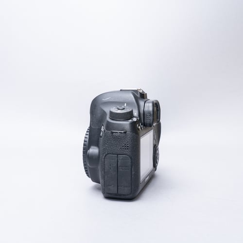 thumbnail-1 for Canon EOS 6D Body Only