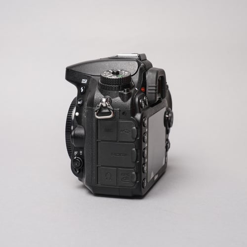 thumbnail-3 for Nikon D7100 Body Only