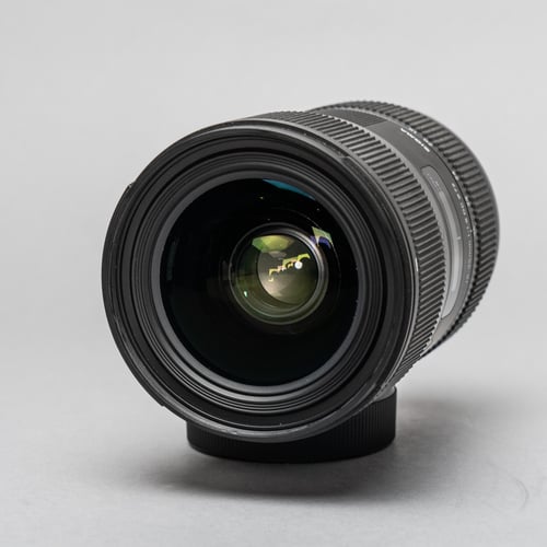 thumbnail-4 for Sigma Art 18-35mm f/1.8 DC Lens w/Hood for Nikon DX