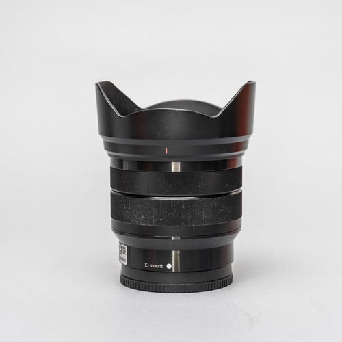 thumbnail-4 for Sony E 10-18mm f/4 OSS Lens w/Hood + Original Box