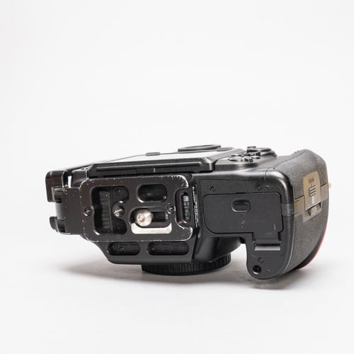 thumbnail-7 for Nikon D500 Body w/Kirk L-Bracket + Original Box