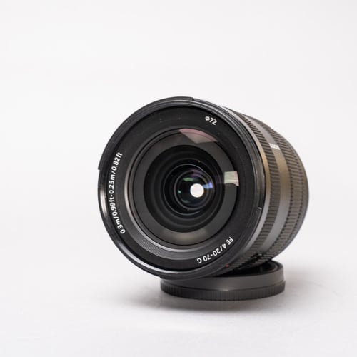 thumbnail-4 for Sony FE 20-70mm f/4 G Lens w/Hood