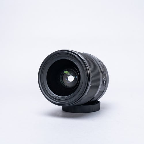 thumbnail-3 for Sigma 35mm 1.4 DG DN Lens w/Hood for Sony E-Mount