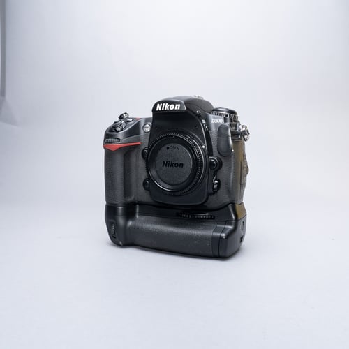 thumbnail-0 for Nikon D300 Body w/MD-D10 Battery Grip