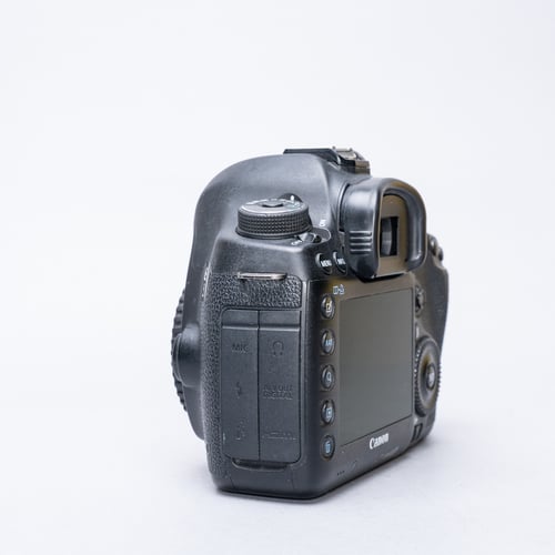 thumbnail-1 for Canon EOS 5D Mark III Body Only