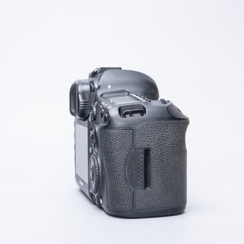 thumbnail-3 for Canon EOS 5D Mark III Body Only