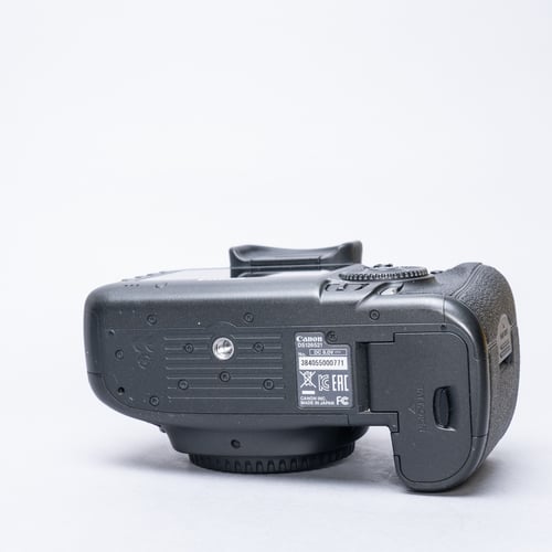 thumbnail-5 for Canon EOS 5DS Body Only