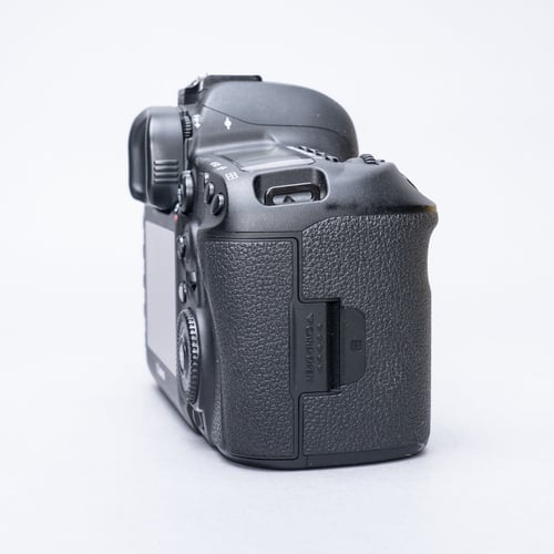 thumbnail-2 for Canon EOS 5D Mark IV Body w/Original Box