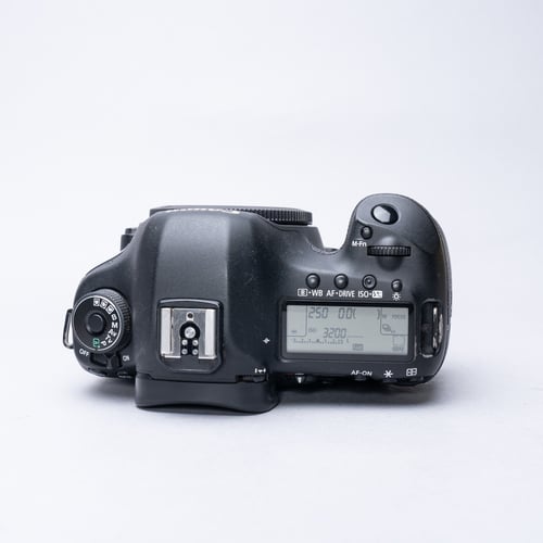 thumbnail-4 for Canon EOS 5D Mark III