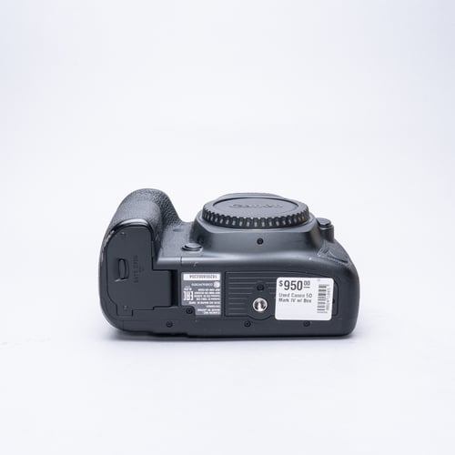 thumbnail-6 for Canon 5D Mark IV w/ Box