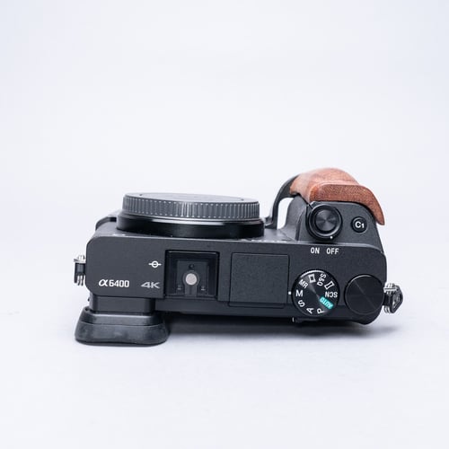 thumbnail-4 for Sony A6400 Body w/Smallrig Grip