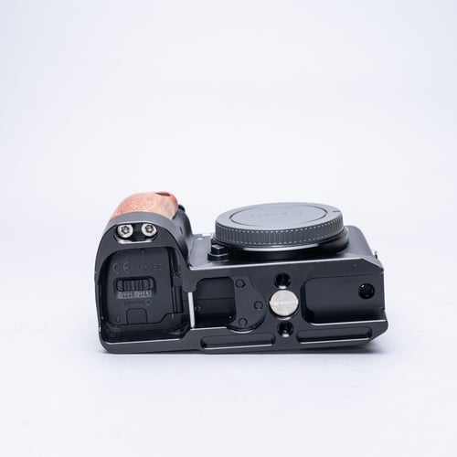 thumbnail-5 for Sony A6400 Body w/Smallrig Grip