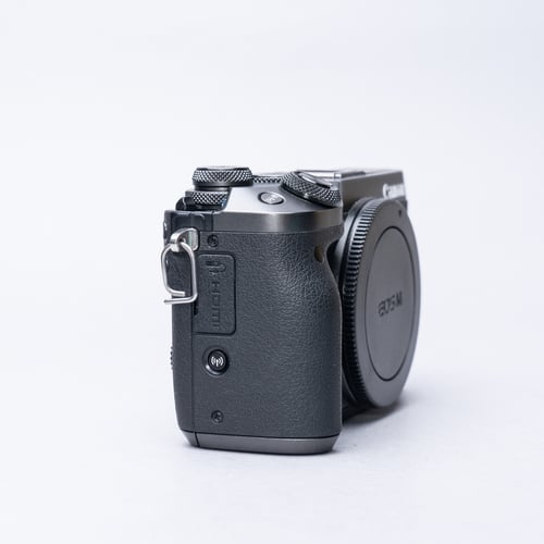 thumbnail-3 for Canon EOS M6 Body Only