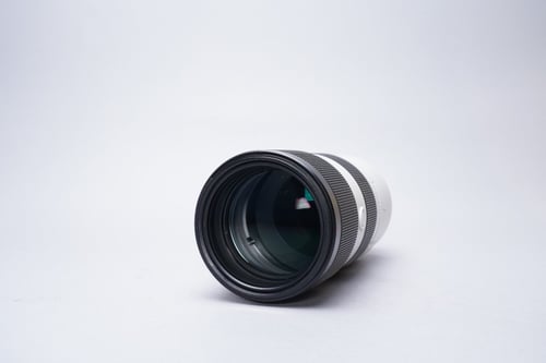 thumbnail-4 for Sony FE 70-200mm F/2.8 GM OSS Lens w/Hood