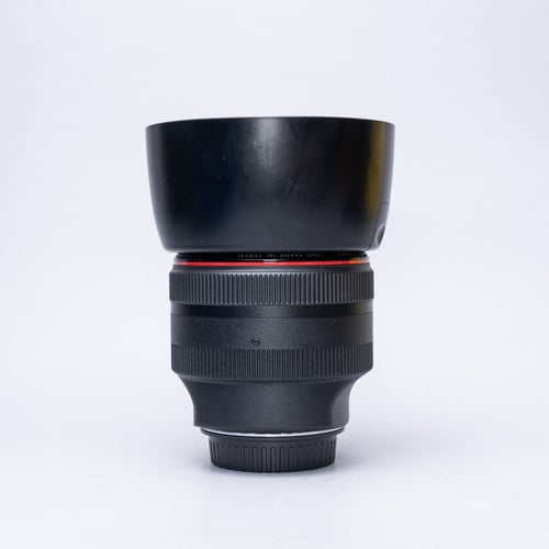 thumbnail-2 for Canon EF 85mm f/1.2 L II Lens w/Hood