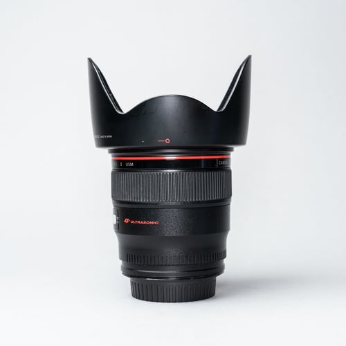 thumbnail-1 for Canon EF 24mm F/1.4L II