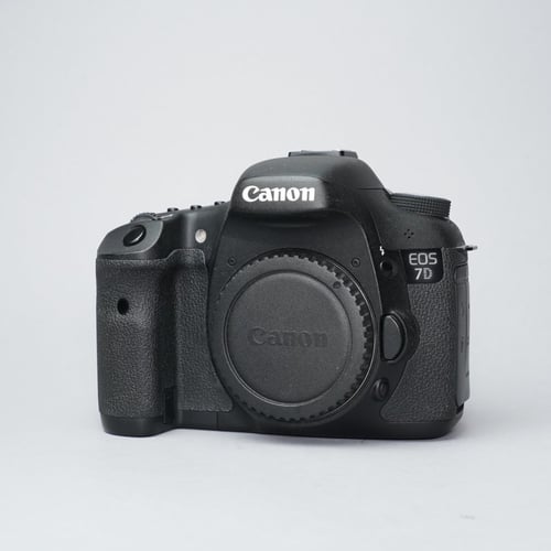 Canon EOS 7D Body Only
