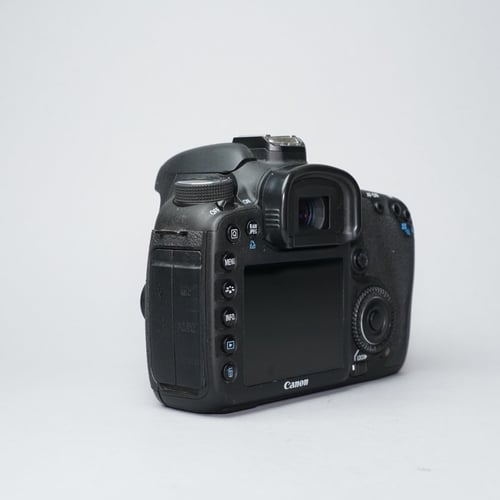 thumbnail-1 for Canon EOS 7D Body Only