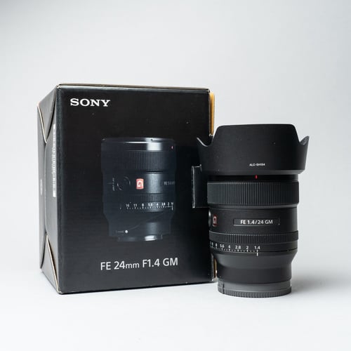 Sony FE 24mm f/1.4 GM
