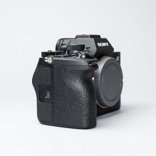 thumbnail-4 for Sony Alpha A7 IV