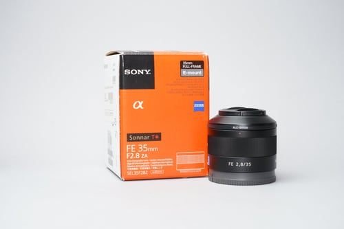 Sony Sonnar T* FE 35mm F2.8 ZA w/Original Box