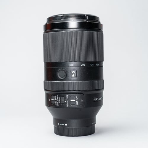 View Sony FE 70-300mm f/4.5-5.6 G OSS Sony FE 70-300mm f/4.5-5.6 G OSS