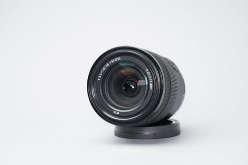 thumbnail-4 for Sony 18-135 f3.5-5.6 E