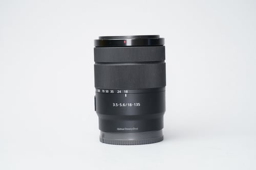 Sony 18-135 f3.5-5.6 E