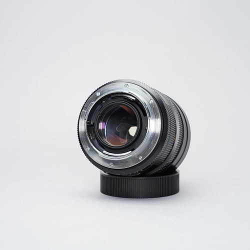 thumbnail-5 for Leica Summicron-R 90mm F/2 Canada