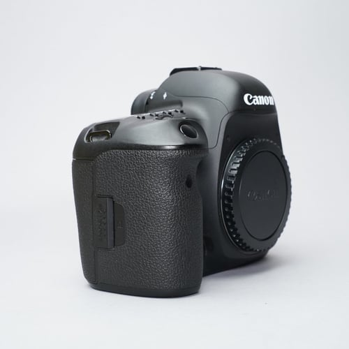 thumbnail-3 for Canon EOS 5D Mark IV