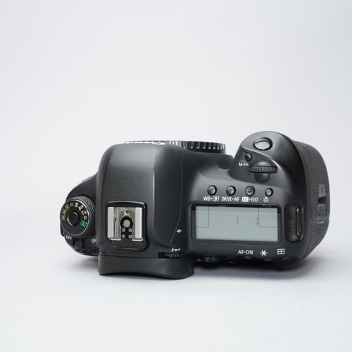 thumbnail-4 for Canon EOS 5D Mark IV