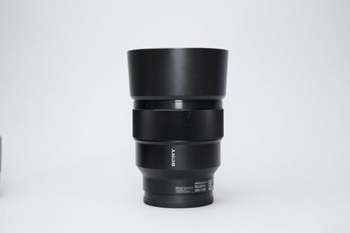 Sony FE 85mm F/1.8