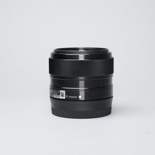 thumbnail-3 for Sony E 35mm F1.8 OSS Lens