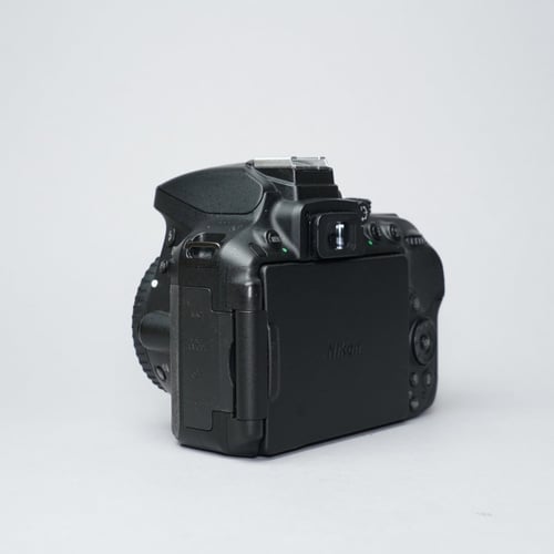 thumbnail-1 for Nikon D5300