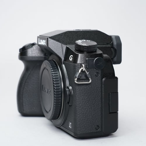 thumbnail-1 for Panasonic Lumix DMC-G7