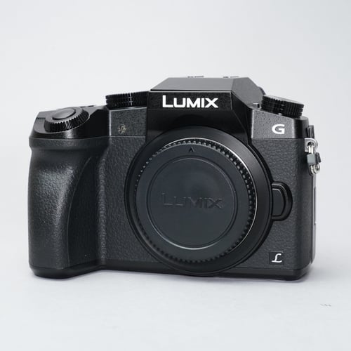 View Panasonic Lumix DMC-G7 Panasonic Lumix DMC-G7